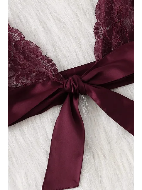 Kadın Bordo Dantelli & Kurdelalı Sütyen Külot Takımı – Modern, Konforlu Ve Günlük Kombinlere Uygun