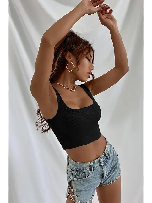 Kadın Siyah Kalın Askılı Crop Top Büstiyer – Modern Ve Şık Tasarım
