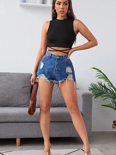Kadın Siyah Çapraz Bağlamalı Crop Top Büstiyer – Modern Ve Şık Tasarım