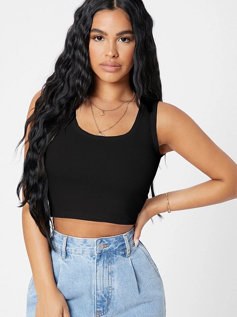 Kadın Siyah Kare Yaka Crop Top Bluz – Şık, Rahat Ve Kolay Kombinlenebilir