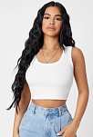 Kadın Beyaz Kare Yaka Crop Top Bluz – Şık, Rahat Ve Kolay Kombinlenebilir