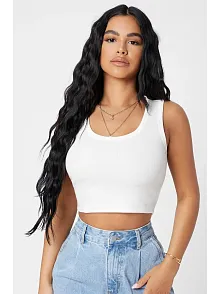 Kadın Beyaz Kare Yaka Crop Top Bluz – Şık, Rahat Ve Kolay Kombinlenebilir