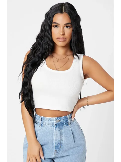 Kadın Beyaz Kare Yaka Crop Top Bluz – Şık, Rahat Ve Kolay Kombinlenebilir