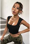 Kadın Siyah Kare Yaka Kalınlaşan Omuz Detaylı Crop Top Bluz
