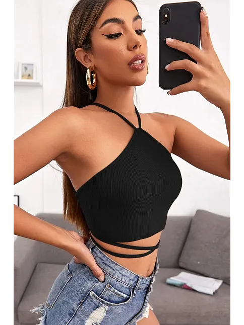 Kadın Siyah Sırtı Açık Boyundan Çapraz Bağlamalı Crop Top Bluz – Şık, Rahat Ve Kolay Kombinlenebilir
