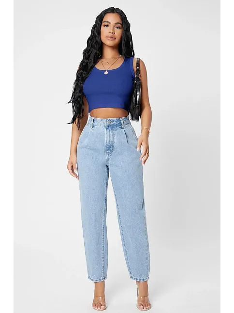 Kadın Lacivert Kare Yaka Crop Top Bluz – Şık, Rahat Ve Kolay Kombinlenebilir