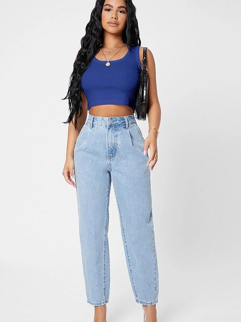 Kadın Lacivert Kare Yaka Crop Top Bluz – Şık, Rahat Ve Kolay Kombinlenebilir