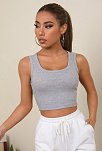 Kadın Gri Kare Yaka Crop Top Bluz – Şık, Rahat Ve Kolay Kombinlenebilir