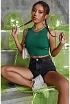 Kadın Yeşil Kare Yaka Crop Top Bluz – Şık, Rahat Ve Kolay Kombinlenebilir