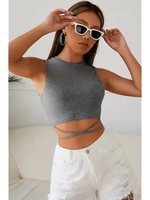 Kadın Gri Çapraz Bağlamalı Crop Top Büstiyer – Modern Ve Şık Tasarım