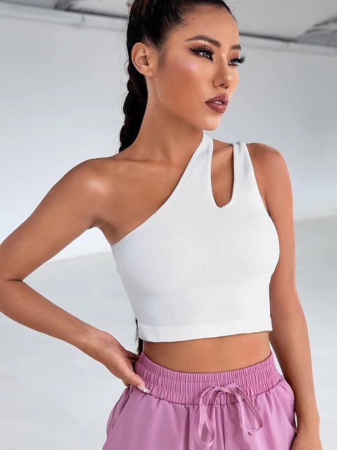 Kadın Beyaz Tek Omuz Cut Out Detaylı Crop Top Bluz – Şık, Rahat Ve Kolay Kombinlenebilir