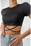 Kadın Siyah Yarım Kol Çapraz Bağlamalı Crop Top Bluz – Şık, Rahat Ve Kolay Kombinlenebilir