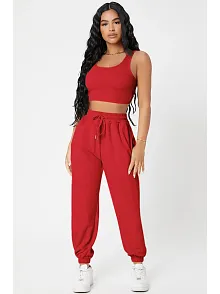 Kadın Kırmızı Kaşkorse Cepli Jogger Eşofman Altı Ve Crop Top Bluz – Şık, Rahat Ve Kolay Kombinlenebilir