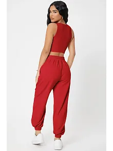 Kadın Kırmızı Kaşkorse Cepli Jogger Eşofman Altı Ve Crop Top Bluz – Şık, Rahat Ve Kolay Kombinlenebilir