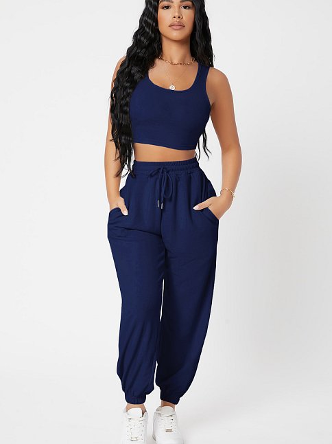 Kadın Lacivert Kaşkorse Cepli Jogger Eşofman Altı Ve Crop Top Bluz – Şık, Rahat Ve Kolay Kombinlenebilir