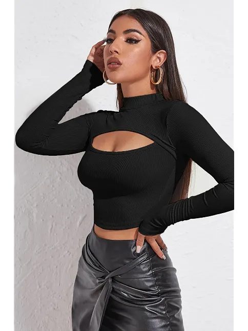 Kadın Siyah Göğüs Dekolteli Uzun Kollu Cut Out Crop Top Bluz – Şık, Rahat Ve Kolay Kombinlenebilir