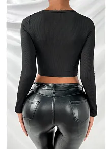 Kadın Siyah Göğüs Dekolteli Çapraz Askılı Uzun Kollu Crop Top Bluz – Şık, Rahat Ve Kolay Kombinlenebilir