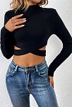 Kadın Siyah Çapraz Bel Detaylı Dik Yaka Uzun Kol Crop Top Bluz – Şık, Rahat Ve Kolay Kombinlenebilir
