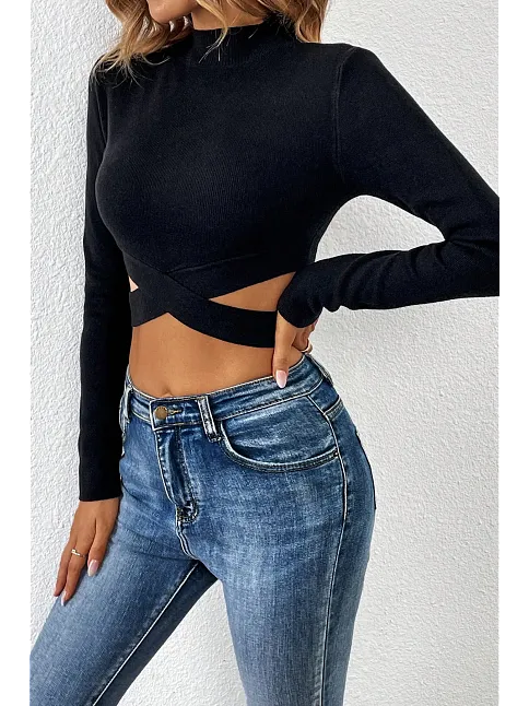 Kadın Siyah Çapraz Bel Detaylı Dik Yaka Uzun Kol Crop Top Bluz – Şık, Rahat Ve Kolay Kombinlenebilir