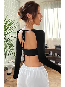 Kadın Siyah Uzun Kol Göğüs Ve Sırt Dekolteli Crop Top Bluz – Şık, Rahat Ve Kolay Kombinlenebilir