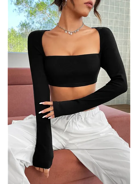 Kadın Siyah Uzun Kol Göğüs Ve Sırt Dekolteli Crop Top Bluz – Şık, Rahat Ve Kolay Kombinlenebilir