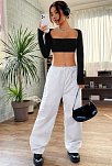 Kadın Siyah Uzun Kol Göğüs Ve Sırt Dekolteli Crop Top Bluz – Şık, Rahat Ve Kolay Kombinlenebilir