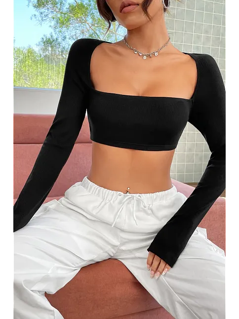 Kadın Siyah Uzun Kol Göğüs Ve Sırt Dekolteli Crop Top Bluz – Şık, Rahat Ve Kolay Kombinlenebilir
