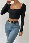 Kadın Siyah Uzun Kol Göğüs Dekolteli Şık Crop Top Bluz – Şık, Rahat Ve Kolay Kombinlenebilir