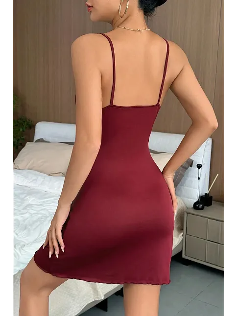 Kadın Bordo Bacak Yırtmaçlı Siyah Dantelli Ve Fiyonklu Şık Gecelik – Modern Ve Şık Tasarım