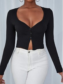 Kadın Siyah Uzun Kollu Düğmeli Göğüs Ve Göbek Dekolteli Crop Top Bluz – Şık, Rahat Ve Kolay Kombinlenebilir