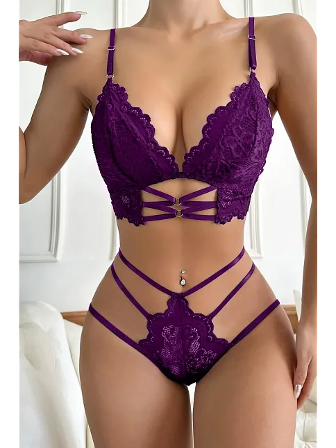 Kadın Mor Dantel Cut-out Detaylı Şık Sütyen Ve Külot Takımı – Modern, Konforlu Ve Günlük Kombinlere Uygun