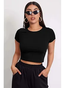 Kadın Siyah Yuvarlak Yaka Yarım Kol Crop Top Bluz – Şık, Rahat Ve Kolay Kombinlenebilir