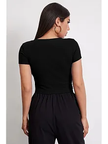 Kadın Siyah Yuvarlak Yaka Yarım Kol Crop Top Bluz – Şık, Rahat Ve Kolay Kombinlenebilir