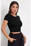 Kadın Siyah Yuvarlak Yaka Yarım Kol Crop Top Bluz – Şık, Rahat Ve Kolay Kombinlenebilir