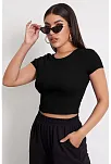 Kadın Siyah Yuvarlak Yaka Yarım Kol Crop Top Bluz – Şık, Rahat Ve Kolay Kombinlenebilir