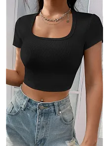 Kadın Siyah Yarım Kol Düz Yaka Crop Top Bluz – Şık, Rahat Ve Kolay Kombinlenebilir