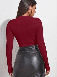 Kadın Bordo Göğüs Dekolteli Uzun Kollu Cut Out Crop Top Bluz – Şık, Rahat Ve Kolay Kombinlenebilir