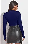 Kadın Lacivert Göğüs Dekolteli Uzun Kollu Cut Out Crop Top Bluz – Şık, Rahat Ve Kolay Kombinlenebilir