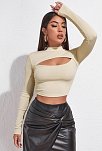 Kadın Ekru Göğüs Dekolteli Uzun Kollu Cut Out Crop Top Bluz – Şık, Rahat Ve Kolay Kombinlenebilir