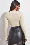 Kadın Ekru Göğüs Dekolteli Uzun Kollu Cut Out Crop Top Bluz – Şık, Rahat Ve Kolay Kombinlenebilir