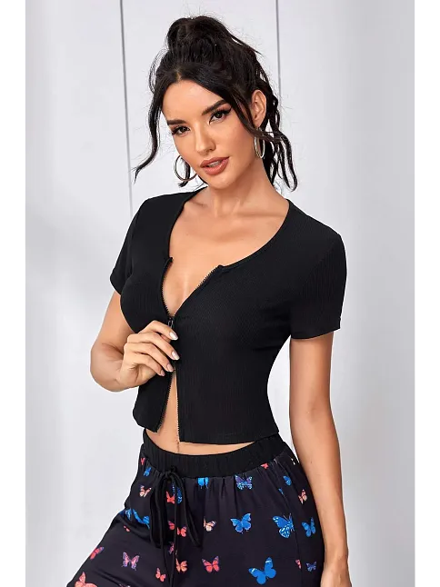 Kadın Siyah Çift Fermuarlı Yarım Kol Crop Top Bluz – Şık, Rahat Ve Kolay Kombinlenebilir