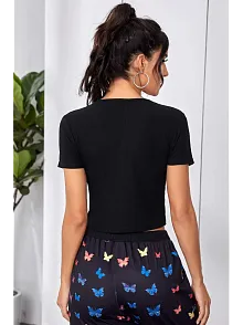 Kadın Siyah Çift Fermuarlı Yarım Kol Crop Top Bluz – Şık, Rahat Ve Kolay Kombinlenebilir