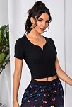 Kadın Siyah Çift Fermuarlı Yarım Kol Crop Top Bluz – Şık, Rahat Ve Kolay Kombinlenebilir