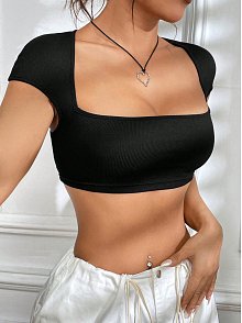 Kadın Siyah Sırt Dekolteli Ve Boyundan Bağlamalı Yarım Kol Crop Top Bluz – Şık, Rahat Ve Kolay Kombinlenebilir