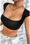 Kadın Siyah Sırt Dekolteli Ve Boyundan Bağlamalı Yarım Kol Crop Top Bluz – Şık, Rahat Ve Kolay Kombinlenebilir