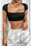 Kadın Siyah Sırt Dekolteli Ve Boyundan Bağlamalı Yarım Kol Crop Top Bluz – Şık, Rahat Ve Kolay Kombinlenebilir