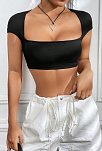 Kadın Siyah Sırt Dekolteli Ve Boyundan Bağlamalı Yarım Kol Crop Top Bluz – Şık, Rahat Ve Kolay Kombinlenebilir