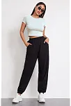 Kadın Beyaz Yuvarlak Yaka Yarım Kol Crop Top Bluz