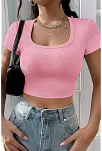 Kadın Pembe Yarım Kol Düz Yaka Crop Top Bluz – Şık, Rahat Ve Kolay Kombinlenebilir