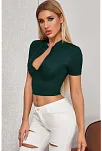 Kadın Yeşil Yarım Fermuarlı Ve Kısa Kollu Crop Top Bluz – Şık, Rahat Ve Kolay Kombinlenebilir
